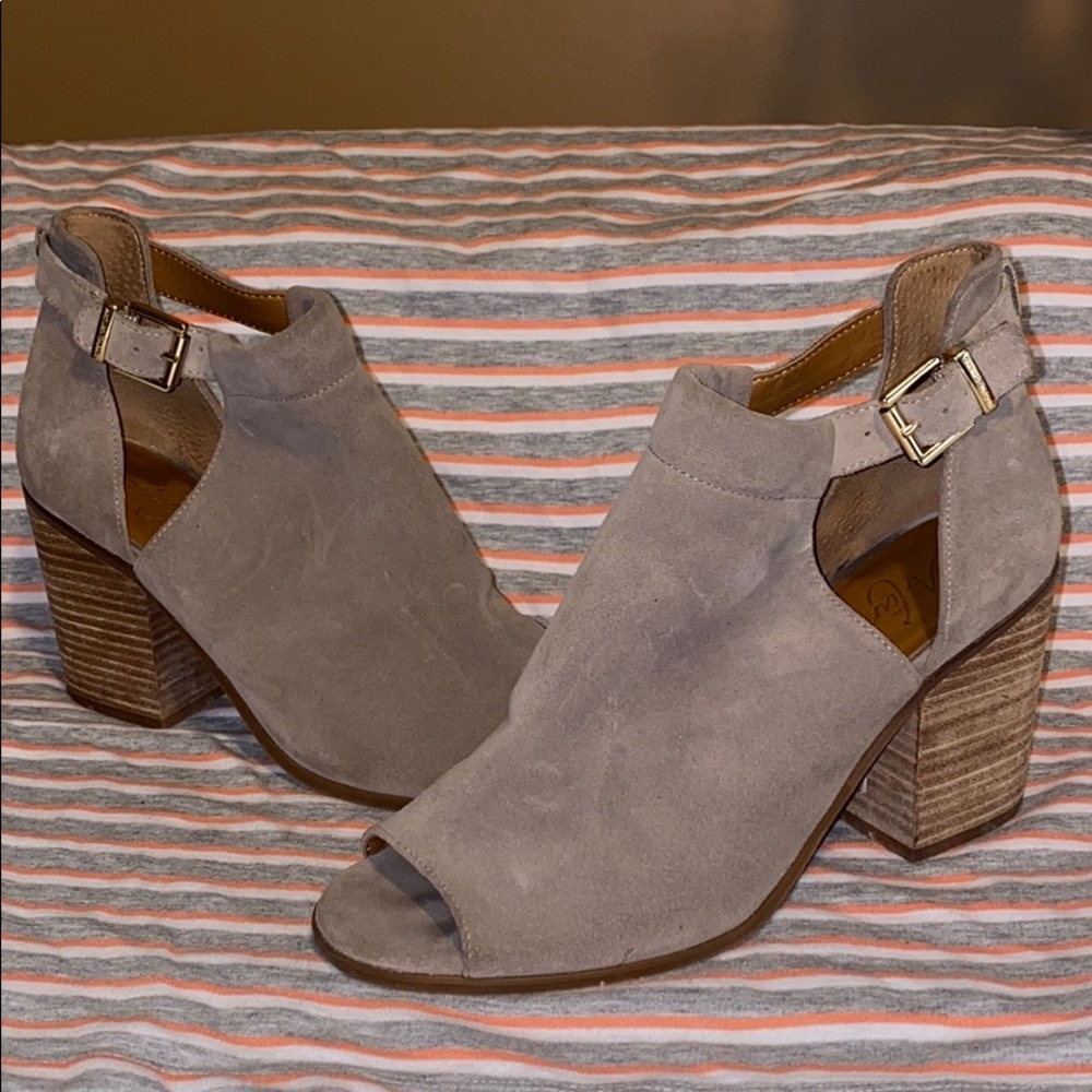 Arturo Chiang Heels